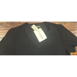 St. John Basics by Marie Gray Women's Black Ribbed V-Neck Sweater Top Medium NWT